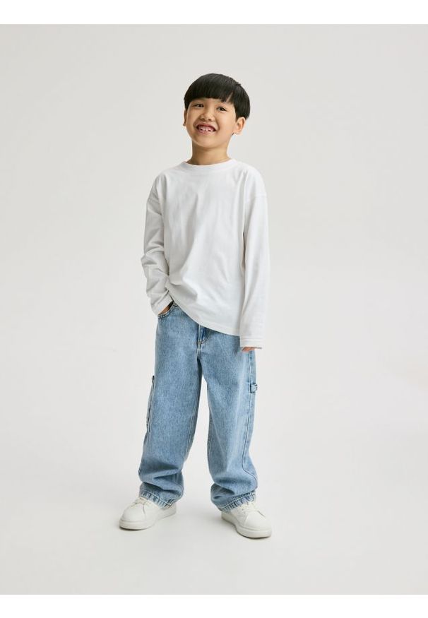 Reserved - Jeansy straight fit - niebieski. Kolor: niebieski