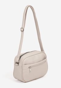 Born2be - Szara Torebka na Ramię z Metaliczną Ozdobą Naneloria. Kolor: szary. Wzór: aplikacja. Styl: klasyczny, casual, elegancki, biznesowy. Rodzaj torebki: na ramię