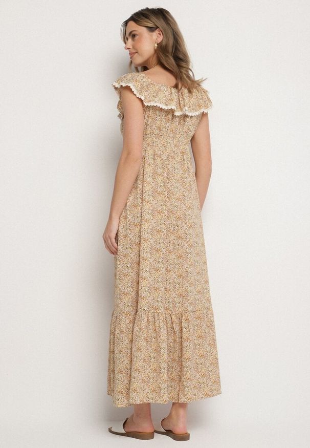 Born2be - Żółta Sukienka Ozdobiona Falbankami Folirae. Okazja: na co dzień, na spacer. Typ kołnierza: kołnierz z falbankami. Kolor: żółty. Wzór: aplikacja. Sezon: lato. Typ sukienki: sportowe. Styl: casual, sportowy