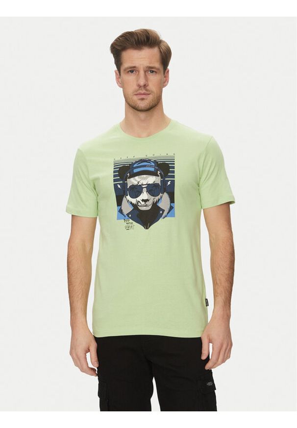 Blend T-Shirt 20717766 Zielony Regular Fit. Kolor: zielony. Materiał: bawełna