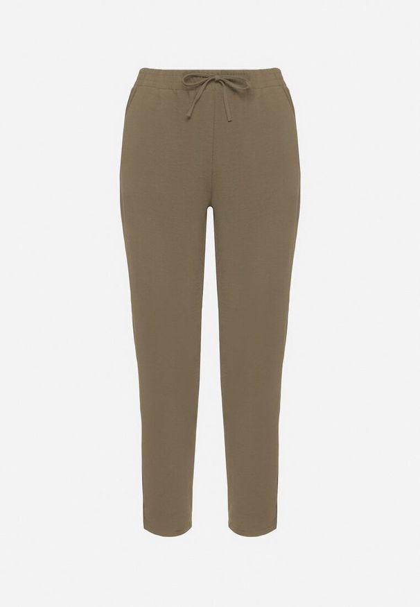 Born2be - Zielone Spodnie Wiązane Troczkiem w Pasie ze Zwężającymi się Nogawkami Starila. Okazja: na co dzień. Kolor: zielony. Materiał: len. Styl: casual, elegancki, wakacyjny