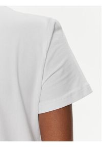 Fracomina T-Shirt FR24ST3004J40108 Biały Regular Fit. Kolor: biały. Materiał: bawełna