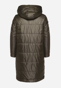 Born2be - Zielona Przejściowa Kurtka Pikowana z Kapturem i Suwakami po Bokach Fesunela. Okazja: na co dzień. Typ kołnierza: kaptur. Kolekcja: plus size. Kolor: zielony. Materiał: jeans. Sezon: jesień. Styl: klasyczny, casual #4