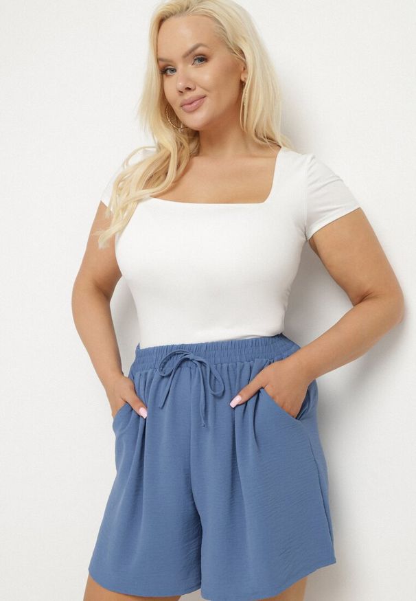 Born2be - Niebieskie Szorty z Wysokim Stanem i Gumką w Pasie Mevaraia. Stan: podwyższony. Kolekcja: plus size. Kolor: niebieski. Sezon: lato. Styl: klasyczny, elegancki