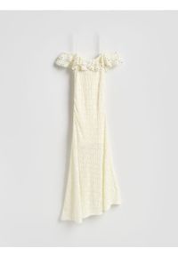 Reserved - Asymetryczna sukienka midi - złamana biel. Materiał: dzianina. Typ sukienki: asymetryczne. Długość: midi #1