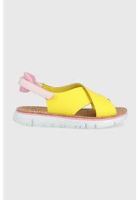 Camper sandały skórzane Oruga Sandal damskie kolor żółty. Zapięcie: rzepy. Kolor: żółty. Materiał: skóra. Wzór: gładki. Obcas: na obcasie. Wysokość obcasa: niski