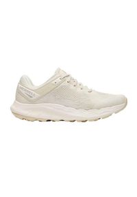 Buty do biegania damskie Merrell Antora 4. Zapięcie: sznurówki. Kolor: biały. Materiał: syntetyk, tkanina, materiał. Szerokość cholewki: normalna. Sport: bieganie