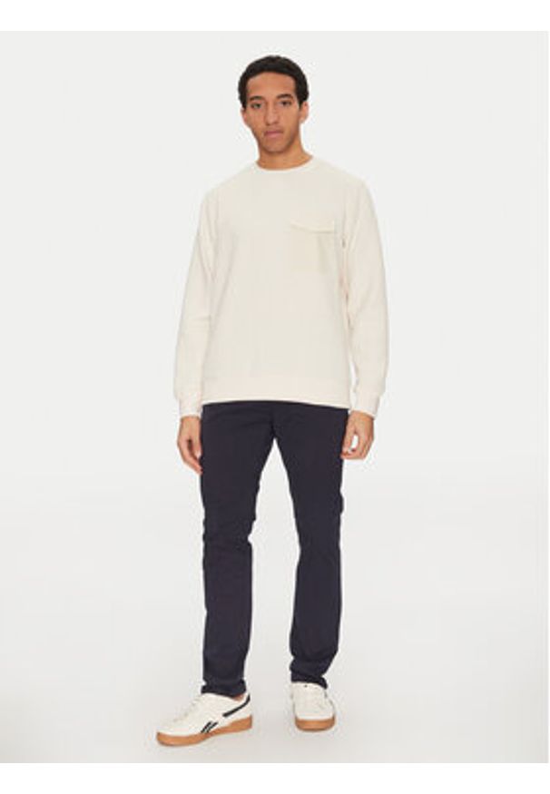 Napapijri Chinosy M-Puyo NP0A4H98 Granatowy Slim Fit. Kolor: niebieski. Materiał: bawełna