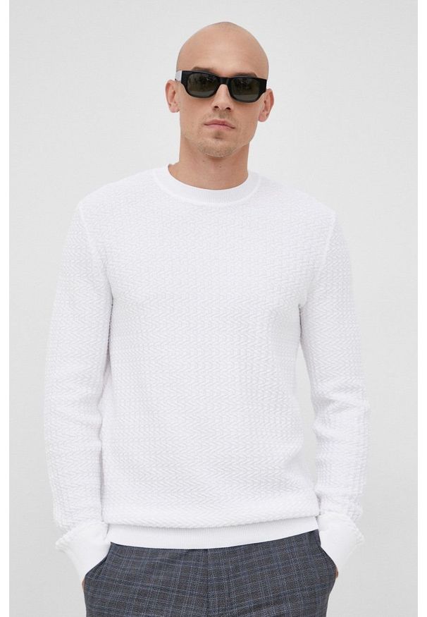 Hugo - HUGO sweter bawełniany 50465207 męski kolor biały. Okazja: na co dzień. Kolor: biały. Materiał: bawełna. Długość rękawa: długi rękaw. Długość: długie. Styl: casual