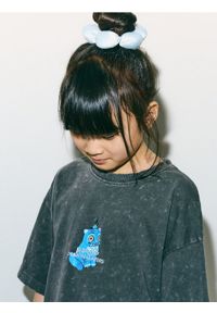 Reserved - T-shirt Kpop Demon Hunters™ - ciemnoszary. Kolor: szary. Materiał: bawełna #1