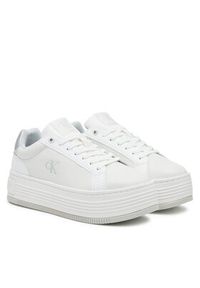 Calvin Klein Jeans Sneakersy Bold Flatf Low Lace Mg YW0YW01766 Biały. Kolor: biały. Materiał: skóra