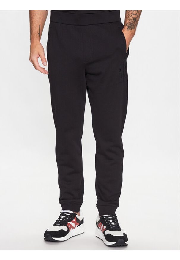 Spodnie dresowe Armani Exchange. Kolor: czarny. Materiał: dresówka, bawełna