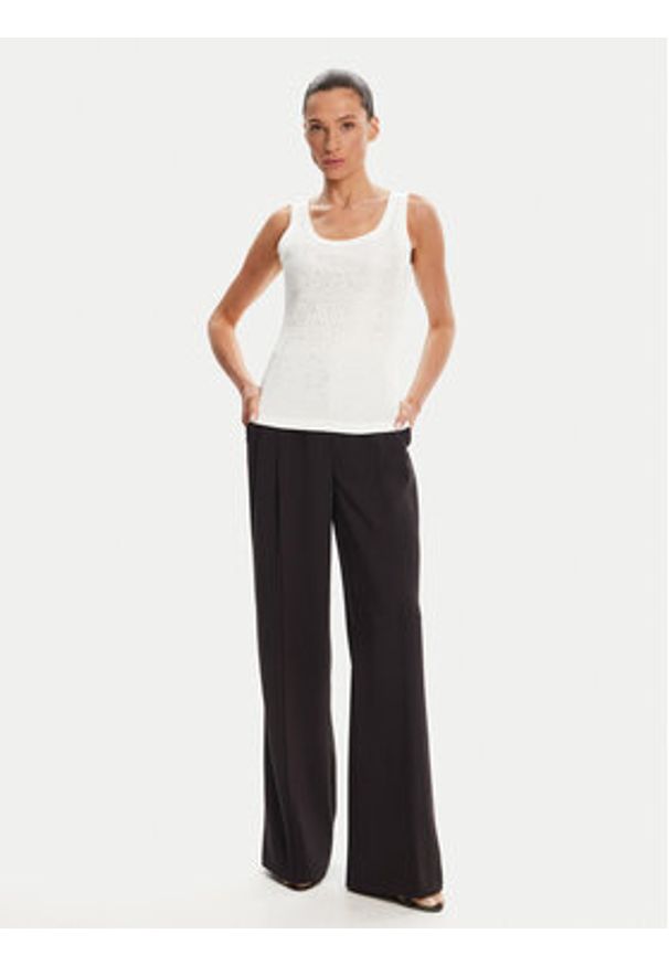 Rinascimento Top CFC0124040003 Biały Regular Fit. Kolor: biały. Materiał: bawełna