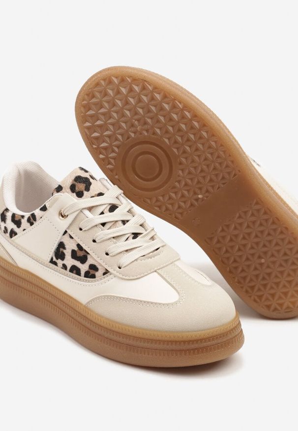 Renee - Beżowe Sneakersy w Stylu Kultowych Tenisówek w Panterkę Alumaya. Okazja: na co dzień. Kolor: beżowy. Materiał: jeans, skóra. Wzór: motyw zwierzęcy