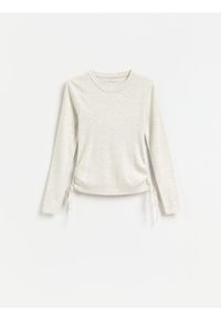 Reserved - Sweter z wiązaniami - beżowy. Kolor: beżowy. Materiał: bawełna, dzianina #1