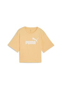 Puma - Damska luźna koszulka z logo NO.1 ESS Cropped PUMA Almost Apricot Orange. Kolor: pomarańczowy, wielokolorowy, żółty. Materiał: jeans. Wzór: nadruk. Sport: fitness
