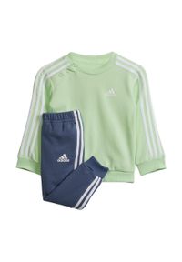 Adidas - Zestaw Essentials 3-Stripes Jogger Kids. Kolor: wielokolorowy, zielony, biały. Materiał: dresówka, materiał