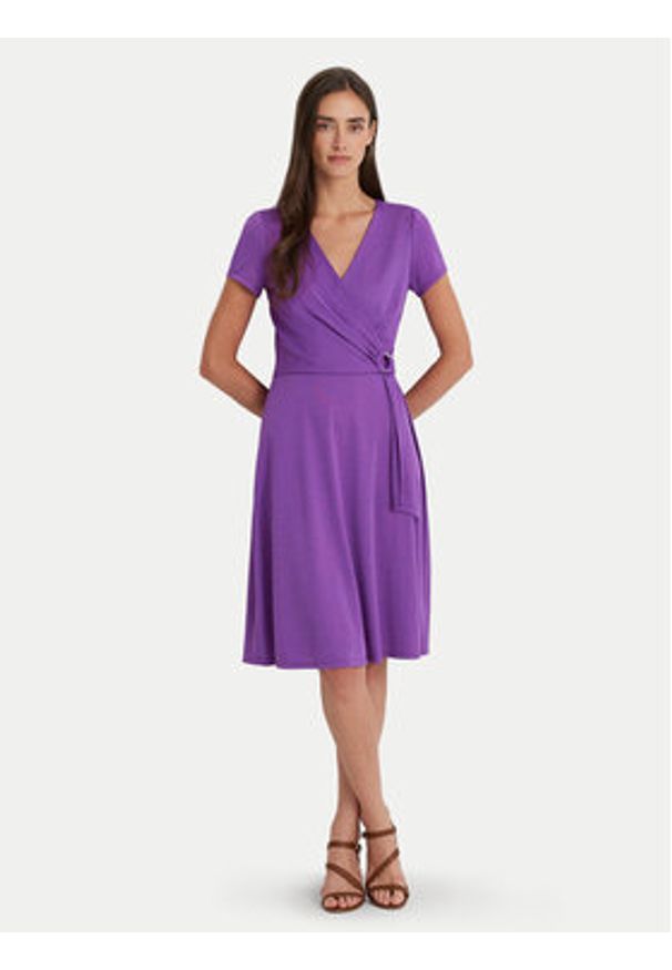 Lauren Ralph Lauren Sukienka codzienna 250868161011 Fioletowy Regular Fit. Okazja: na co dzień. Kolor: fioletowy. Materiał: syntetyk. Typ sukienki: proste. Styl: casual