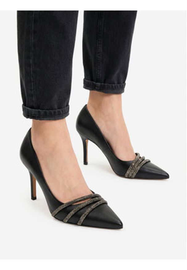 Nine West Szpilki CEO-MARIAM-01 Czarny. Kolor: czarny. Materiał: skóra. Obcas: na szpilce