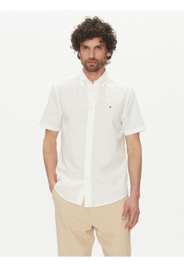 TOMMY HILFIGER - Tommy Hilfiger Koszula MW0MW37584 Biały Regular Fit. Kolor: biały. Materiał: bawełna