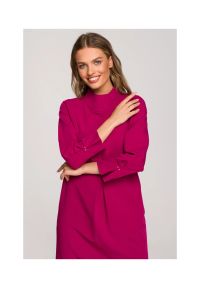 Stylove - Sukienka elegancka pudełkowa z zaszewkami fioletowa. Okazja: na spotkanie biznesowe, do pracy. Kolor: fioletowy. Styl: elegancki #2