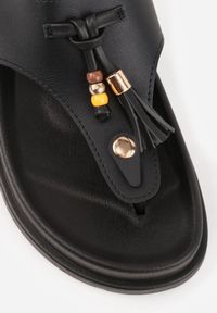 Renee - Czarne Klapki Japonki z Frędzlami Dalirea. Kolor: czarny. Materiał: prążkowany. Sezon: lato. Styl: elegancki #5