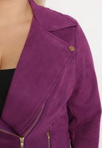 Born2be - Fioletowa Kurtka Ramoneska z Imitacji Zamszu z Asymetrycznym Suwakiem Maisen. Kolekcja: plus size. Kolor: fioletowy. Materiał: zamsz #4