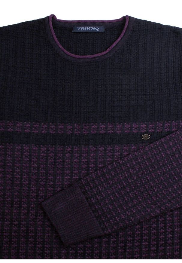 Trikko - Sweter Granatowo-Fioletowy w Okrągły Dekolt, Wzór Geometryczny, U-neck, Męski -TRIKKO. Okazja: na co dzień, na spotkanie biznesowe, do pracy. Kolor: niebieski. Materiał: bawełna, akryl. Wzór: geometria. Styl: biznesowy, klasyczny, elegancki, casual