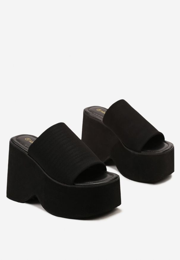 Born2be - Czarne Klapki na Wysokim Koturnie i Platformie Selmatti. Kolor: czarny. Obcas: na koturnie. Styl: elegancki