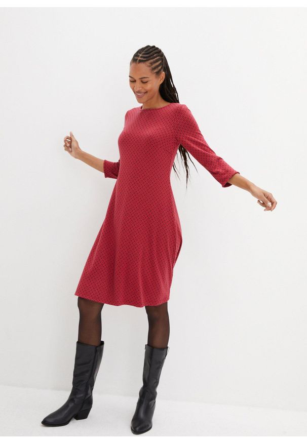 bonprix - Sukienka Punto di Roma w żakardowy wzór, z materiału z domieszką wiskozy. Kolor: czerwony. Materiał: wiskoza, materiał, żakard. Długość: midi