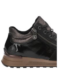 Czarne Sneakersy Rieker Stylowe Ocieplane Obuwie Damskie. Okazja: na co dzień. Zapięcie: zamek. Kolor: czarny. Materiał: syntetyk, lakier, materiał #5