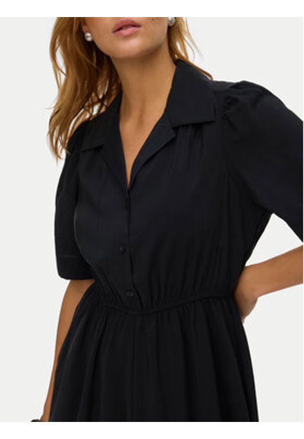Vero Moda Sukienka koszulowa Rory 10347514 Czarny Regular Fit. Kolor: czarny. Materiał: wiskoza. Typ sukienki: koszulowe