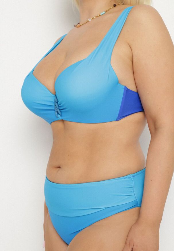Born2be - Niebieskie Bikini Majtki Figi i Biustonosz z Ozdobnym Marszczeniem Linaronia. Kolekcja: plus size. Kolor: niebieski. Wzór: haft