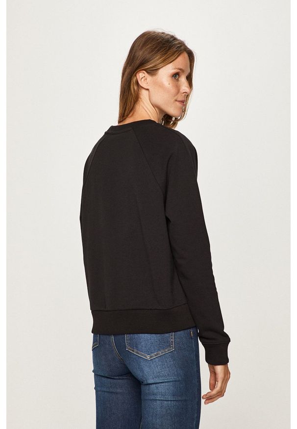 Vans - Bluza. Kolor: czarny. Materiał: dzianina. Długość rękawa: raglanowy rękaw. Wzór: nadruk