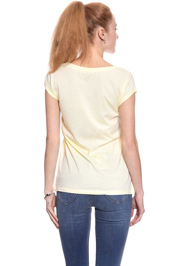 Wrangler - WRANGLER T SHIRT DAMSKI I LOVE TEE ETHEREAL YELLOW W700LF6UF 112130874. Wzór: nadruk