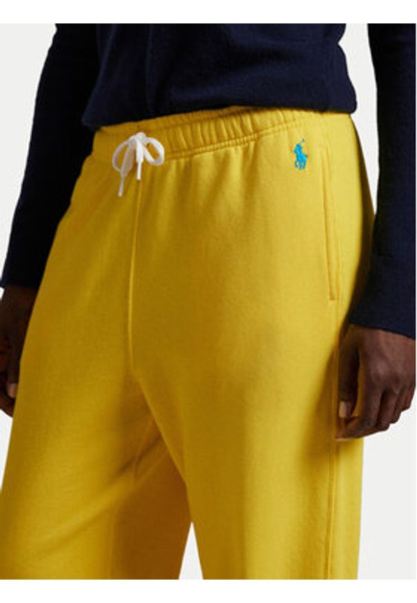 Polo Ralph Lauren Spodnie dresowe 211935585014 Żółty Regular Fit. Kolor: żółty. Materiał: bawełna