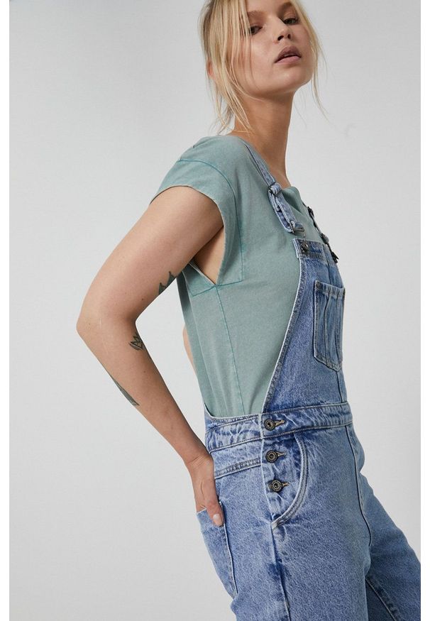 medicine - Medicine - Ogrodniczki Denim. Okazja: na co dzień. Stan: podwyższony. Kolor: niebieski. Styl: casual