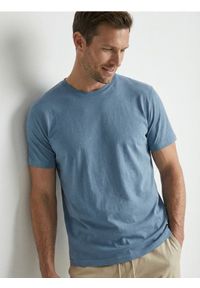 Sinsay - Bawełniana koszulka basic - niebieski. Kolor: niebieski. Materiał: bawełna
