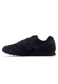 Buty unisex New Balance M373253 – czarne. Okazja: na co dzień. Kolor: czarny. Materiał: guma, zamsz. Szerokość cholewki: normalna. Model: New Balance 373 #2