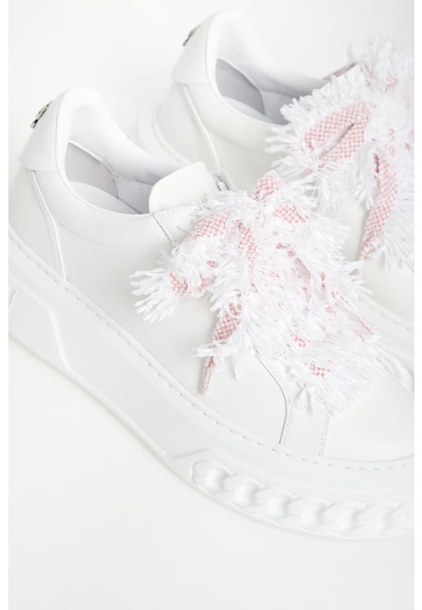 Casadei - Sneakersy damskie skórzane CASADEI. Materiał: skóra