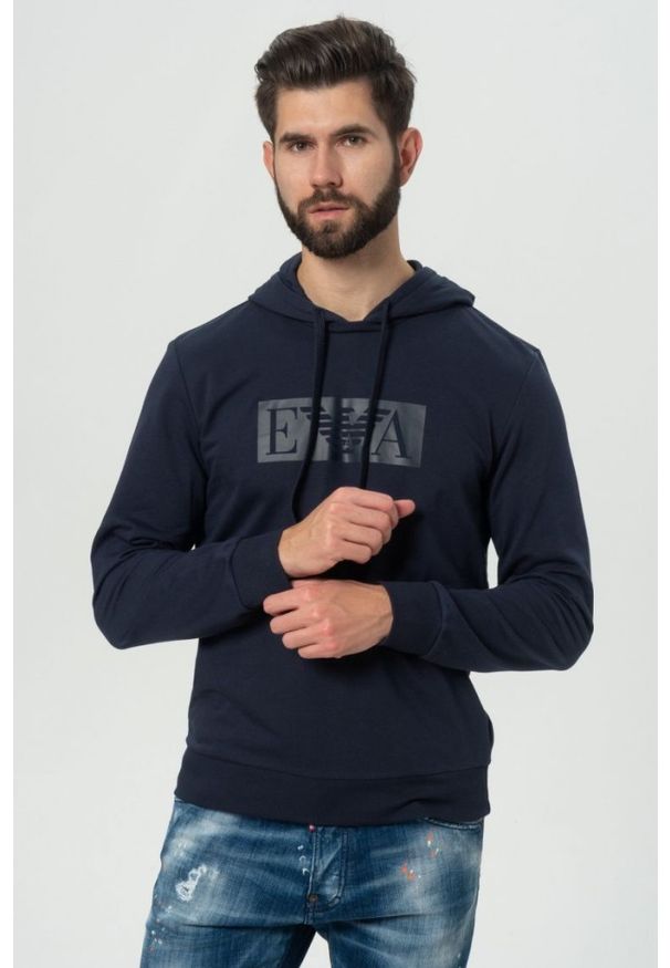 Emporio Armani - EMPORIO ARMANI Granatowa męska bluza z kapturem i logo. Typ kołnierza: kaptur. Kolor: niebieski