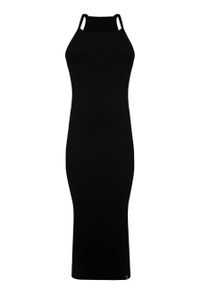 MUUV Sukienka Halter Strap kolor czarny midi dopasowana. Typ kołnierza: dekolt halter. Kolor: czarny. Materiał: bawełna, dzianina, prążkowany, elastan. Długość rękawa: na ramiączkach. Typ sukienki: dopasowane. Długość: midi #3