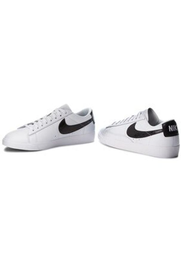 Nike Sneakersy Blazer Low BQ0033 100 Biały. Kolor: biały. Materiał: skóra
