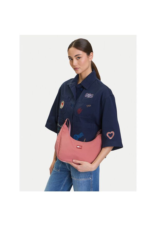 Torebka Tommy Jeans. Kolor: różowy
