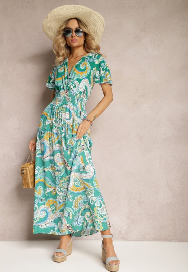 Renee - Zielona Rozkloszowana Sukienka z Bawełny o Kopertowym Kroju w Print Paisley Piavella. Okazja: na co dzień. Kolor: zielony. Materiał: bawełna. Wzór: paisley, nadruk. Typ sukienki: kopertowe. Styl: elegancki, casual