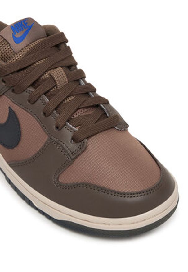 Nike Sneakersy Dunk Low FZ2552 001 Brązowy. Kolor: brązowy. Materiał: skóra