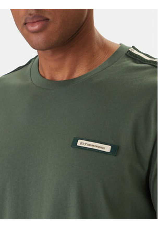 EA7 Emporio Armani T-Shirt 7M001476 AF10375 Zielony Regular Fit. Kolor: zielony. Materiał: bawełna