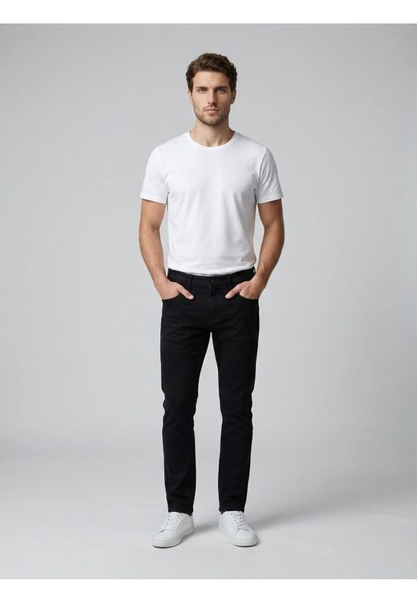 Sinsay - Jeansy cropped carrot - czarny. Kolor: czarny