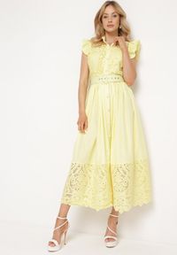 Born2be - Żółta Sukienka Ażurowa o Koszulowym Kroju z Paskiem z Ekoskóry Trija. Okazja: na imprezę, na co dzień. Kolor: żółty. Wzór: ażurowy. Typ sukienki: koszulowe. Styl: elegancki, casual #1