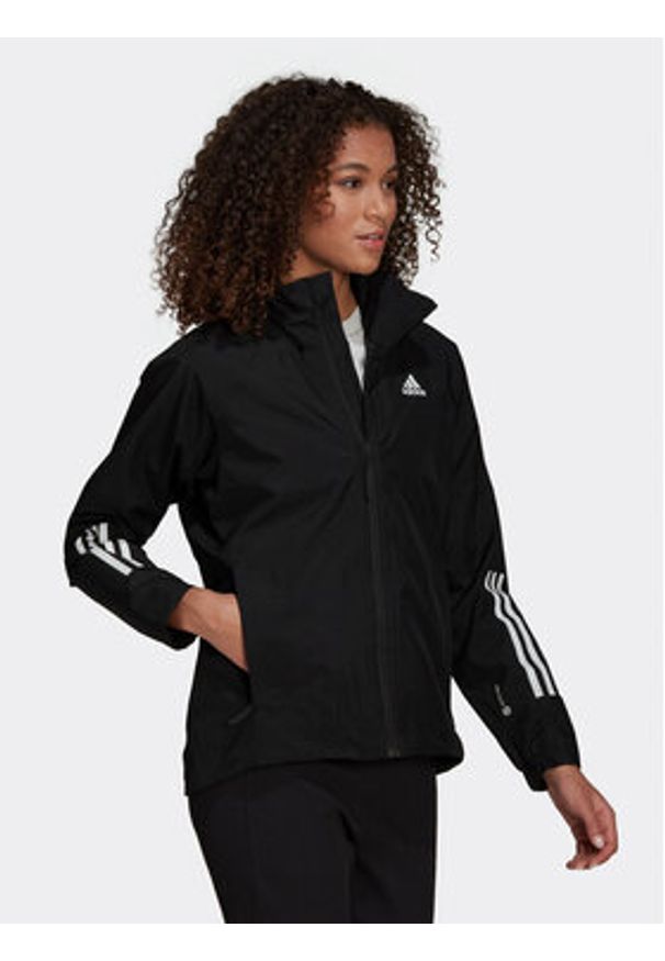 Adidas - adidas Kurtka przejściowa BSC 3-Stripes RAIN.RDY H65759 Czarny Regular Fit. Kolor: czarny. Materiał: syntetyk